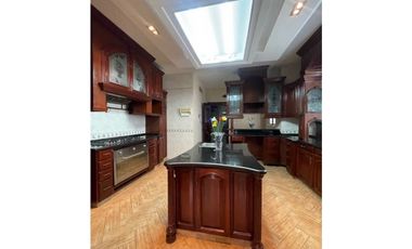 Llanos de Curundu/ Venta de Casa/ $770.000.00