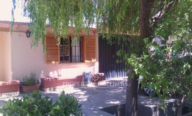 Casa en  General Alvear, Mendoza, oportunidad permuta