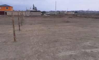 Se Vende Terreno para Construcción Cerca del Mar en Taos, Punta Blanca.