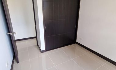 apartamento en venta en las mercedes. Cod V16122