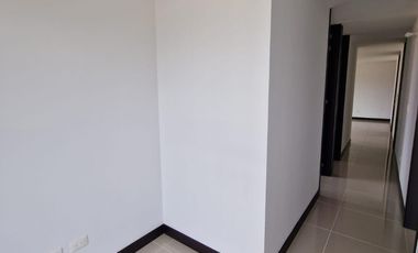 apartamento en venta en las mercedes. Cod V16122