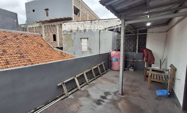 Rumah Lokasi Tenang Cocok Untuk Hunian Dan Strategis