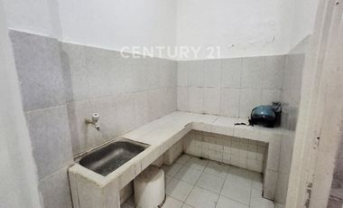 Rumah Lokasi Tenang Cocok Untuk Hunian Dan Strategis