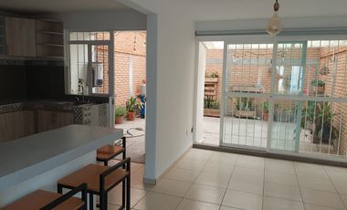 Excelente casa en Rente Paseo de las Arboledas por Jacarandas