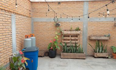 Excelente casa en Rente Paseo de las Arboledas por Jacarandas