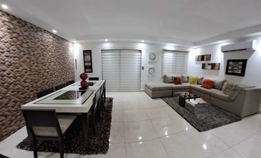 VENDO CASA JUAN DIAZ