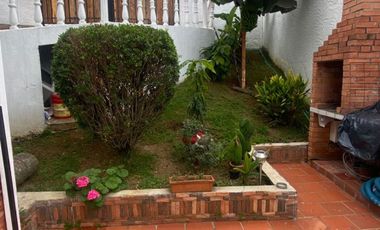 casa en arriendo en altos del cacique. Cod A120650
