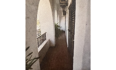 IMPORTANTE PROPIEDAD SOBRE AV ROQUE PEREZ