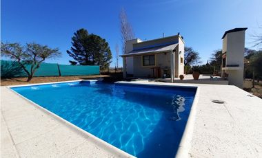 VENTA- CASA 1 DORM. + PILETA-LA GRANJA, CÓRDOBA