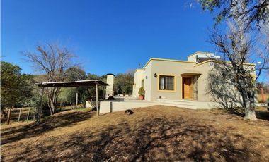 VENTA- CASA 1 DORM. + PILETA-LA GRANJA, CÓRDOBA