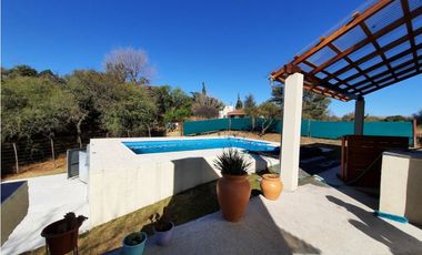 VENTA- CASA 1 DORM. + PILETA-LA GRANJA, CÓRDOBA