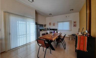VENTA- CASA 1 DORM. + PILETA-LA GRANJA, CÓRDOBA