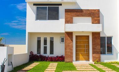 Hermosa casa PREMIUM en PRE VENTA con opción a recamara en planta baja (terminela a su gusto)