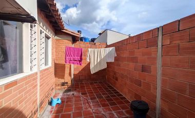 casa en venta en villa del rosario. Cod V27891
