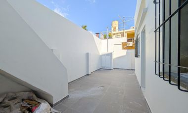 Venta - Casa - 4 dormitorios -   Rosario