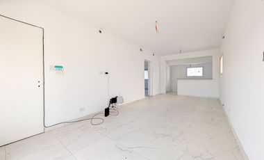 Venta - Casa - 4 dormitorios -   Rosario