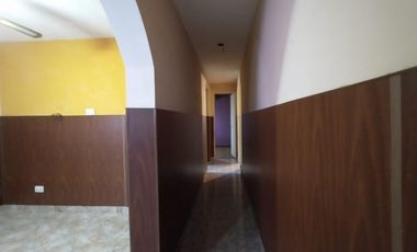 DEPARTAMENTO 4 AMBIENTE, 3 DORM. EN BARRIO SAN ISIDRO, COLECTORA CARREFOUR 2 ° PISO ESCALERA EXPENSAS $ 2000.-