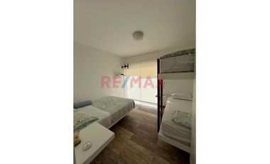 Tu Casa De Playa Con Piscina Y Vista Privilegiada Al Mar En Exclusivo Condominio Club “Las Palmeras” - Cerro Azul