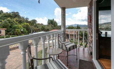 casa en venta en camino al meta. Cod V3917