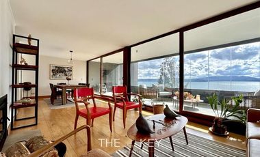 Depto. Orilla de Lago Villarrica en Venta de 4 dorm.