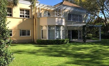 OPORTUNIDAD! Casa en San Jorge Village