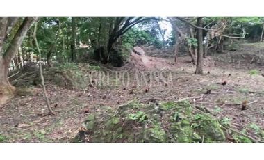 Oportunidad! Se Vende Terreno de Esquina en Altos del Maria