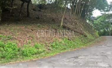 Oportunidad! Se Vende Terreno de Esquina en Altos del Maria