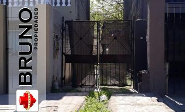 Casa PH en venta en Paso del Rey Norte