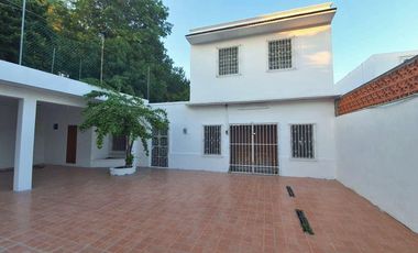 Edificio Comercial en Venta Valladolid Yucatan | Calle Principal | Bacalar