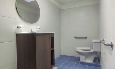 casa-local en venta en caobos. Cod V30227