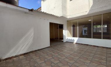 casa en venta en niza. Cod V28725