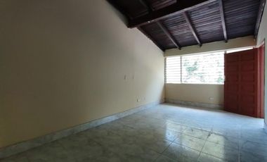 casa en venta en niza. Cod V28725