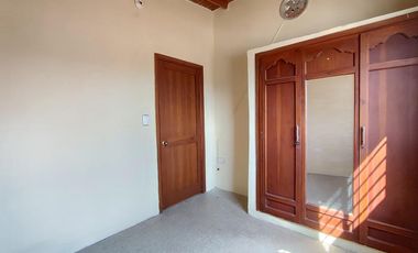 casa en venta en niza. Cod V28725
