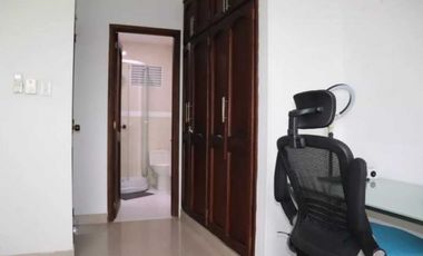 Apartamento en venta en el Barrio   los laureles