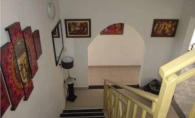 Importante Chalet Seis Ambientes