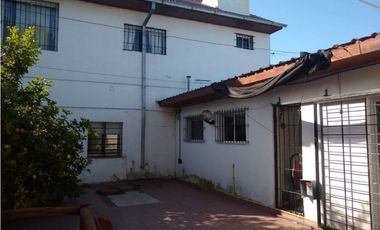Importante Chalet Seis Ambientes