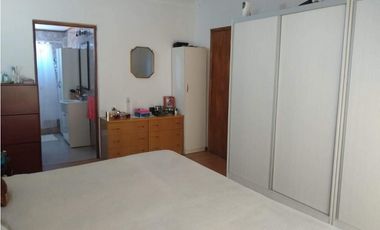 Importante Chalet Seis Ambientes