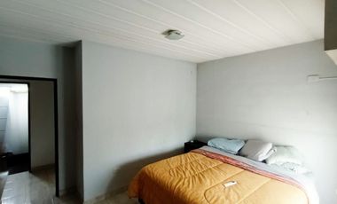 Dúplex en venta de 2 dormitorios c/ cochera en Luis Guillón