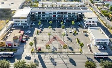 RENTA de LOCALES COMERCIALES en PLAZA COMERCIAL en ESCOBEDO Nuevo Leon