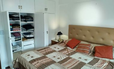Departamento 4 ambientes con dependencia y cochera