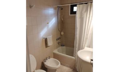Departamento 4 ambientes con dependencia y cochera