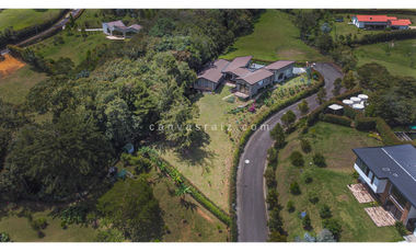 Casa Campestre en Parcelación Vía San Antonio - La Ceja