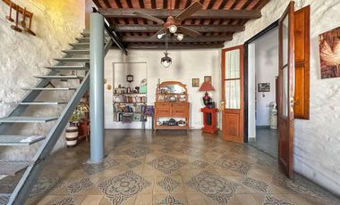 Departamento tipo casa en venta en Lanus Oeste
