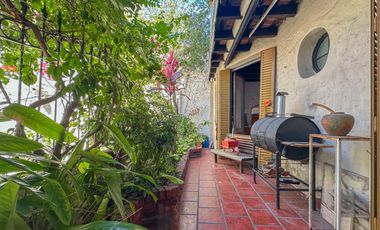 Departamento tipo casa en venta en Lanus Oeste