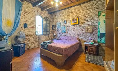 Departamento tipo casa en venta en Lanus Oeste