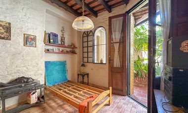 Departamento tipo casa en venta en Lanus Oeste