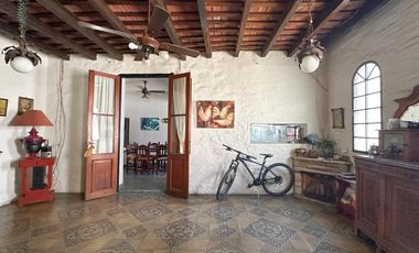 Departamento tipo casa en venta en Lanus Oeste