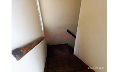 Alquilo Local Comercial 2Do Piso En Av. Alejandro Tirado Lima 290 M2