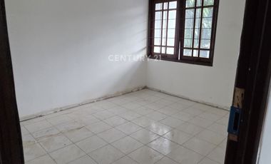 Disewakan Rumah Di Bintaro Sektor 3 Lokasi Strategis