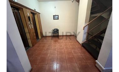 Se arrienda amplio departamento  Barrio Brasil